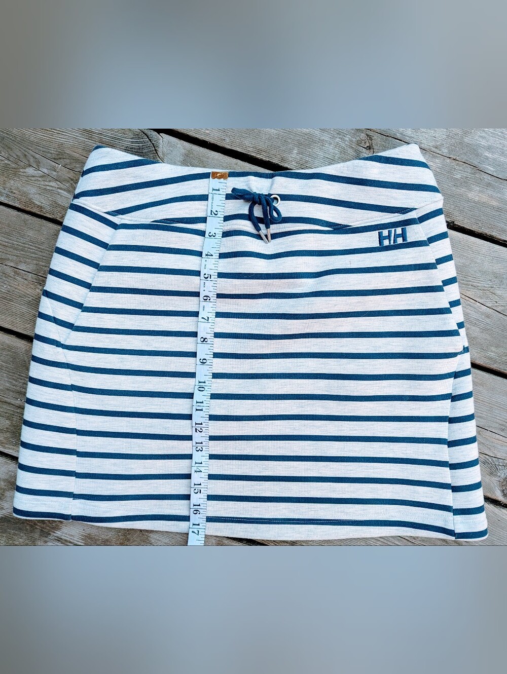 Helly Hansen White and Navy Striped Mini Skirt Heavyweight Super Soft Medium